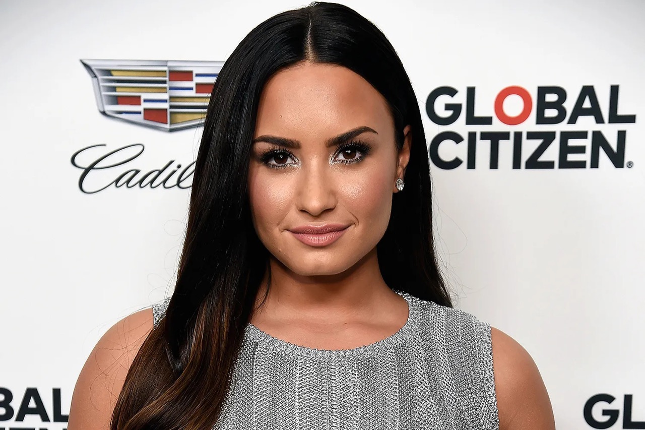 How Much Do You Know About Demi Lovato? - Quiz Punk